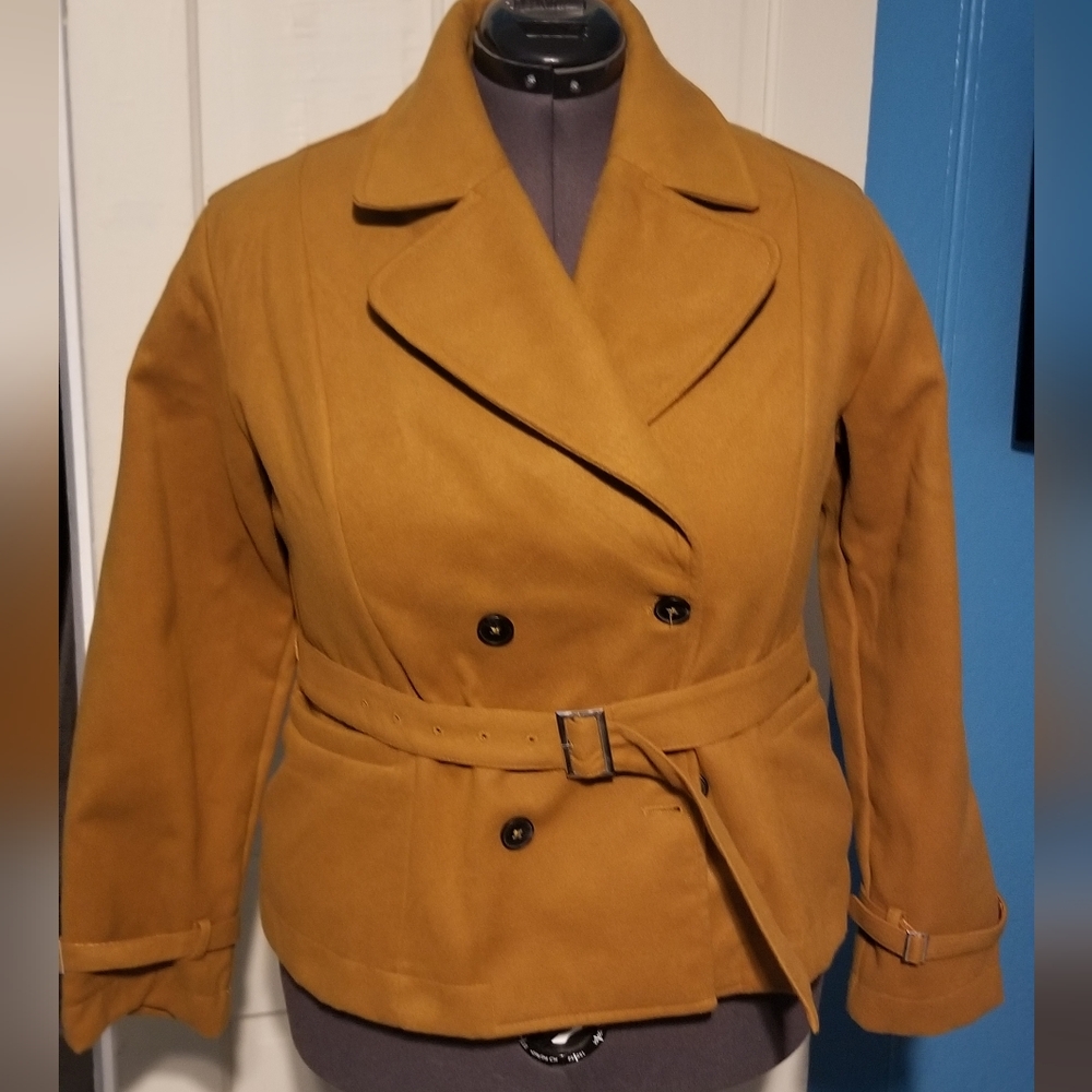 Double breasted Belted Winter Coat